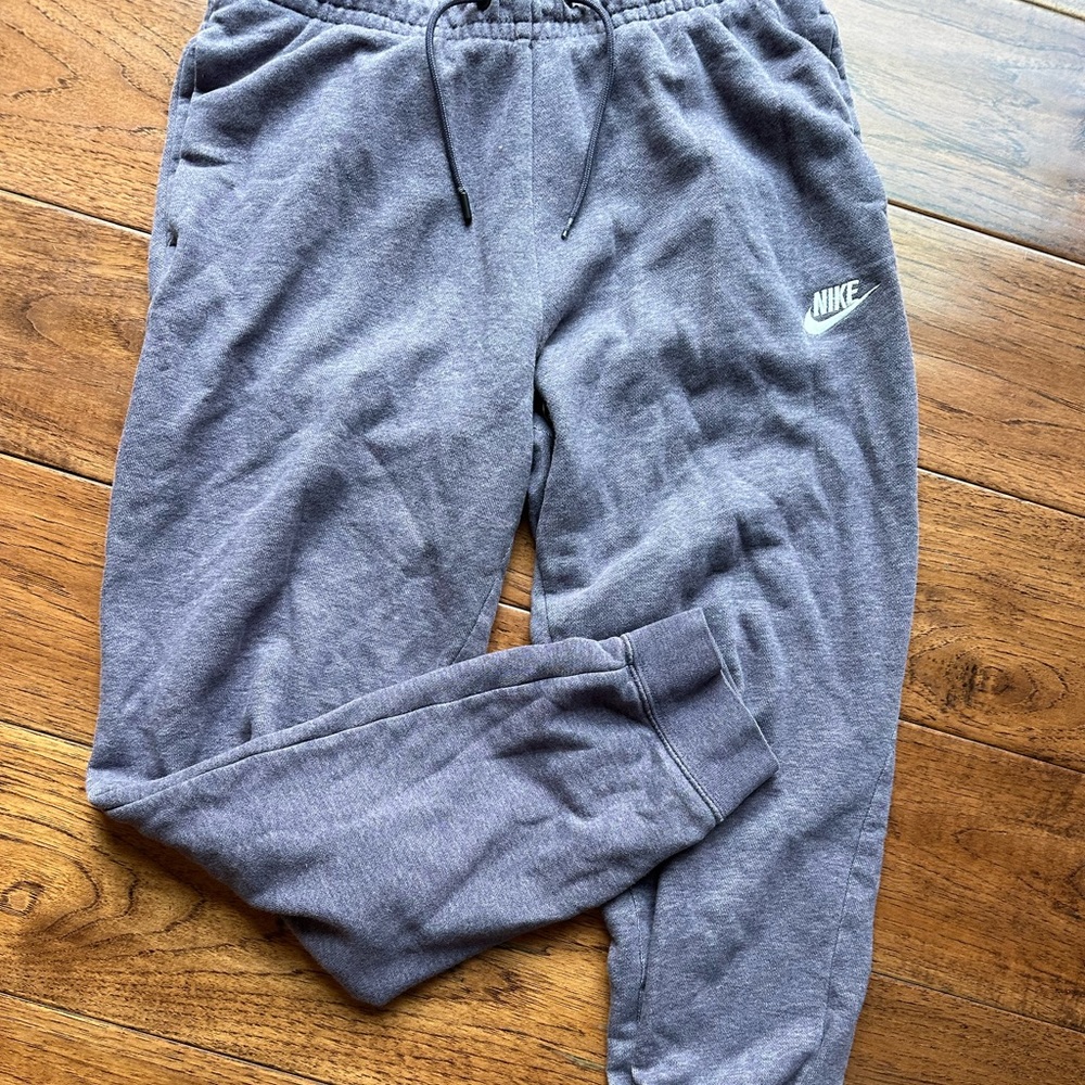 Nike Joggers size small
